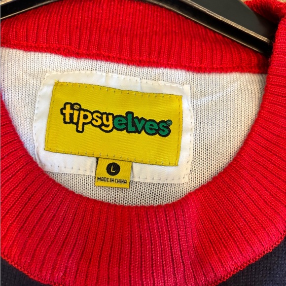 Tipsy Elves Festive Christmas Sweater with Santa Design Size L - Picture 6 of 9